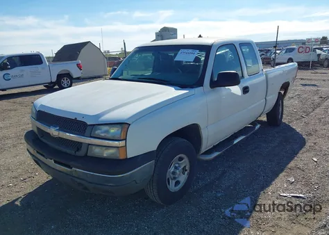 2003 Chevrolet Silverado 1500 z USA, uszkodzony, nr VIN 1GCEK19V63Z266739